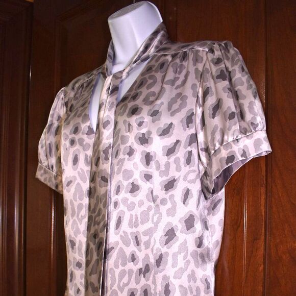 INC Silk Leopard Print Blouse Sz 14 L Gray Silver Button Up Chic Animal Print - Picture 6 of 16
